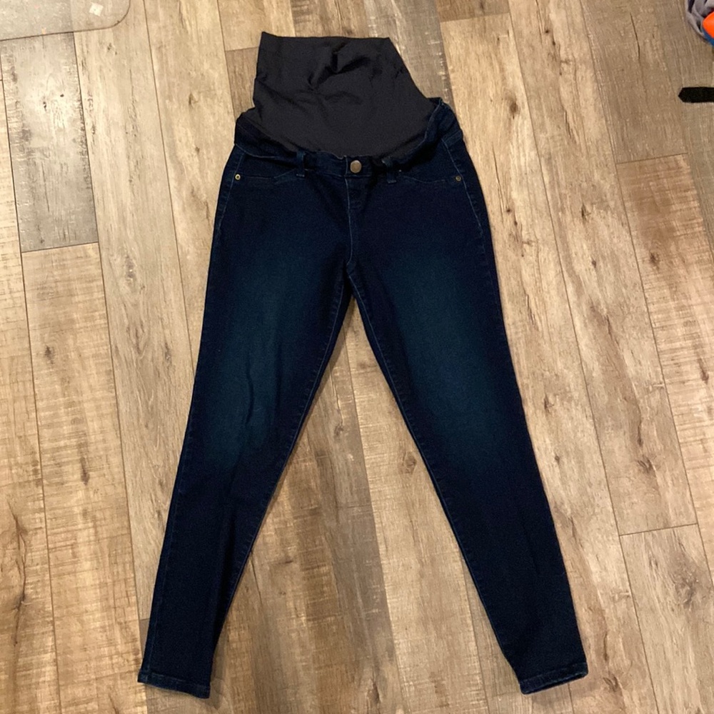 Size 10 “jogging” jeans - maternity